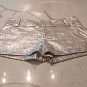 Alice and Olivia. Summer Shorts. Gold Shorts. Dressy Shorts. Size 30-31 waist.
